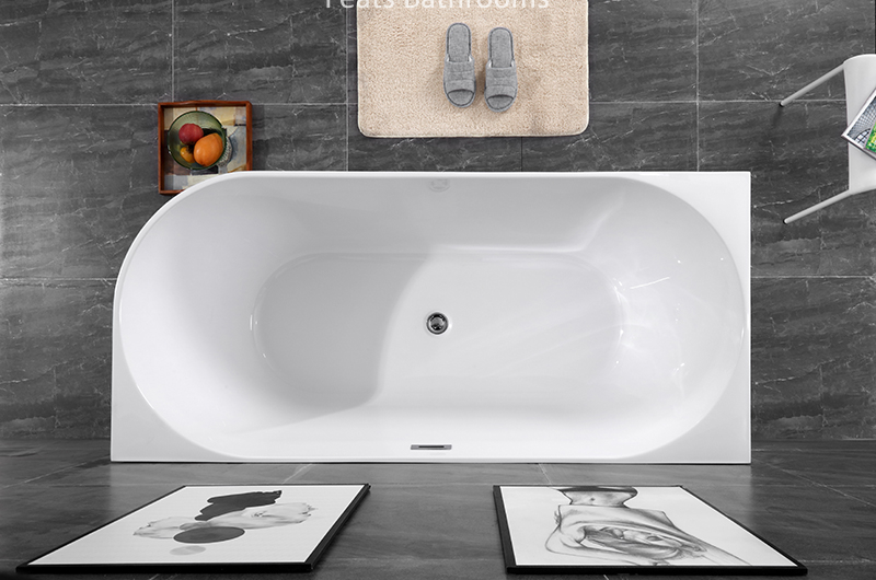Thin Rim Wall Against Bathtubs Modern Corner Shower Bathtub (#S075LH)